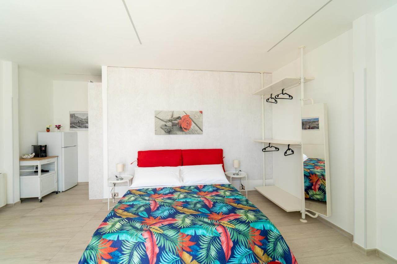 Nni Mia Hotell Modica Eksteriør bilde
